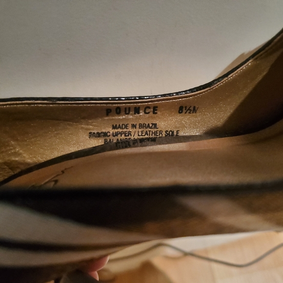 Carlos Santana White Black Metallic Zebra Heels - Picture 7 of 10